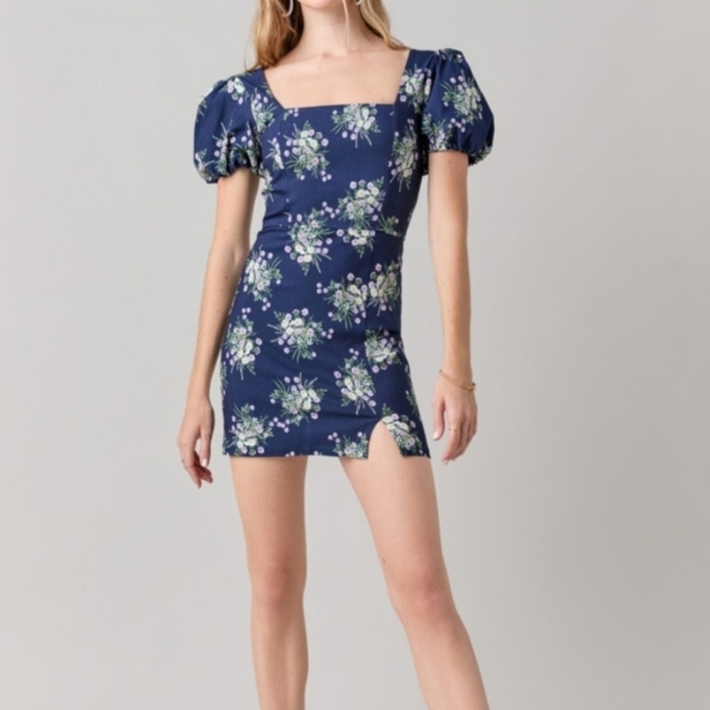 Francesca's Collections Navy Floral Mini Dress